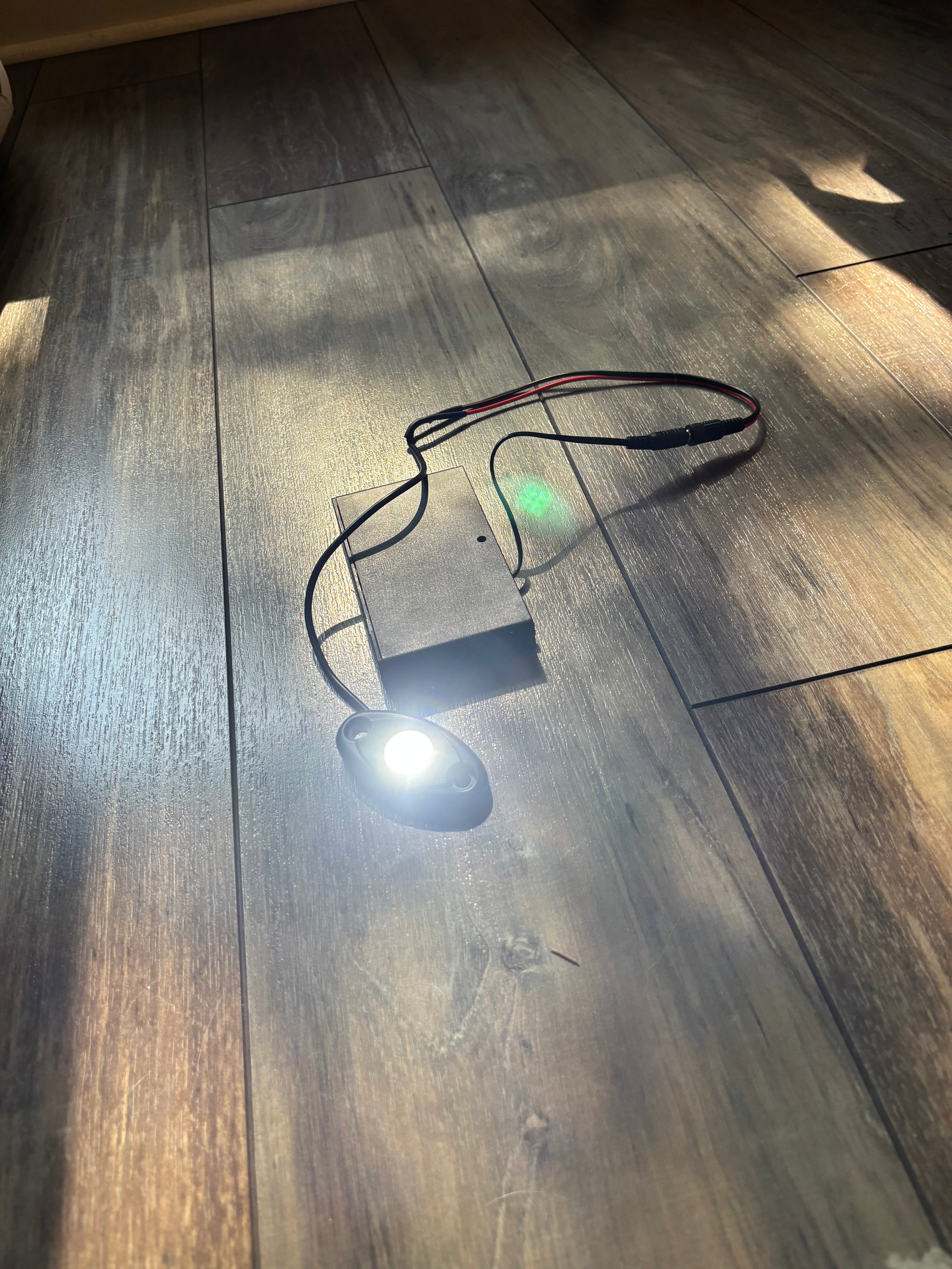 Battery powered rock light universal